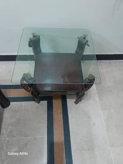 CENTER TABLE