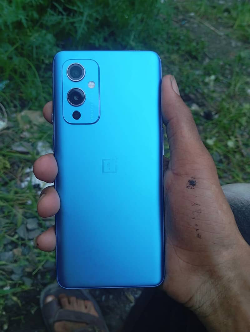 One Plus 9 5G 0