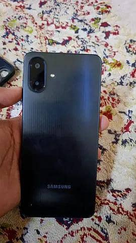 Samsung Mobile A07 4+4gb 128gb.