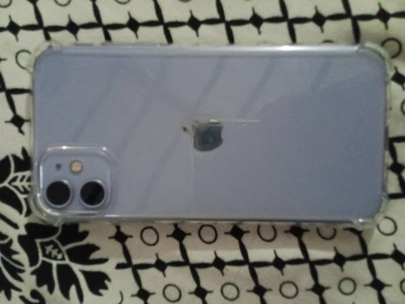 Apple iPhone 11 0