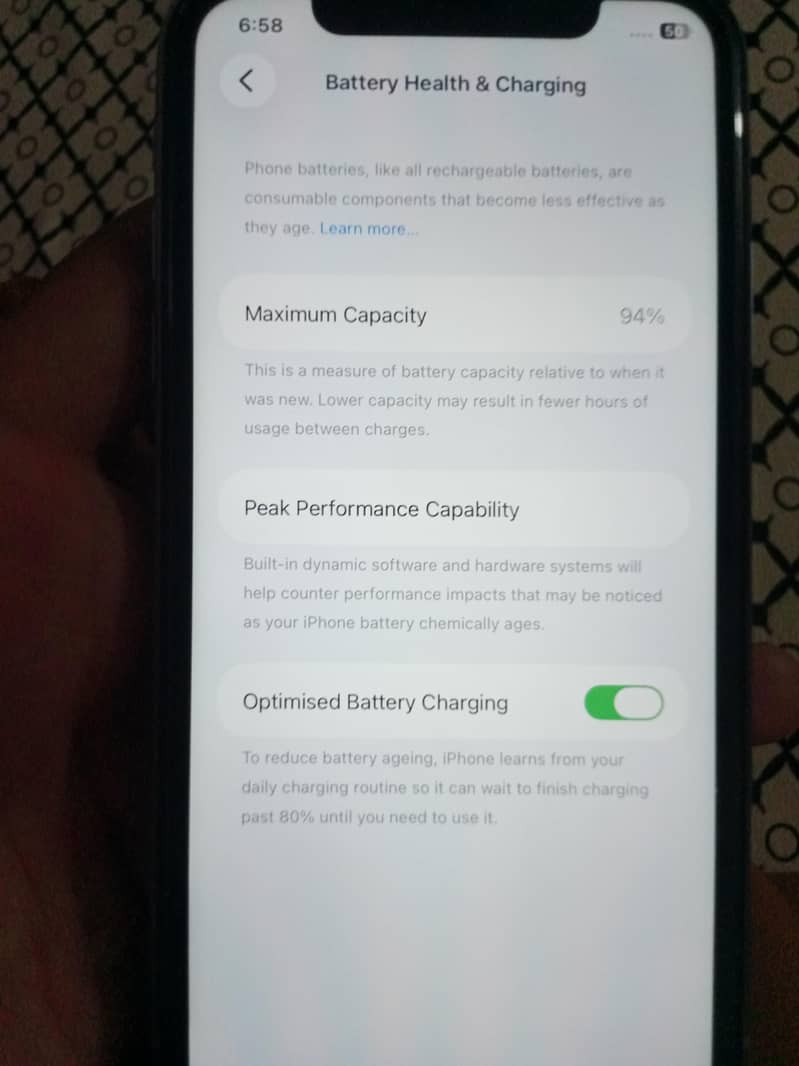 Apple iPhone 11 4