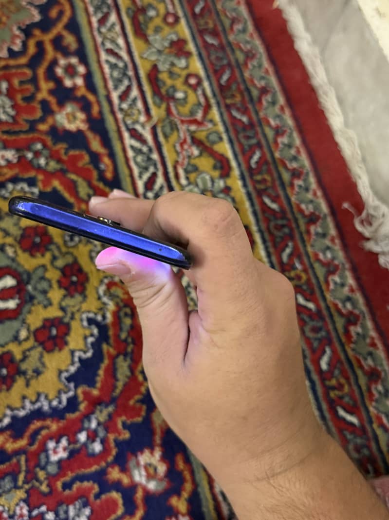 OPPO A9 6