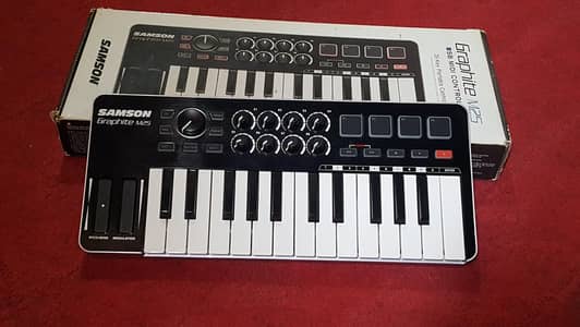 Samson Graphite m25 Midi Keyboard