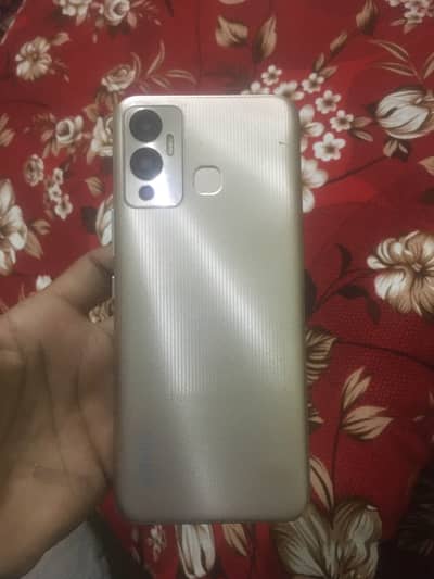Infinix Hot 12 Play