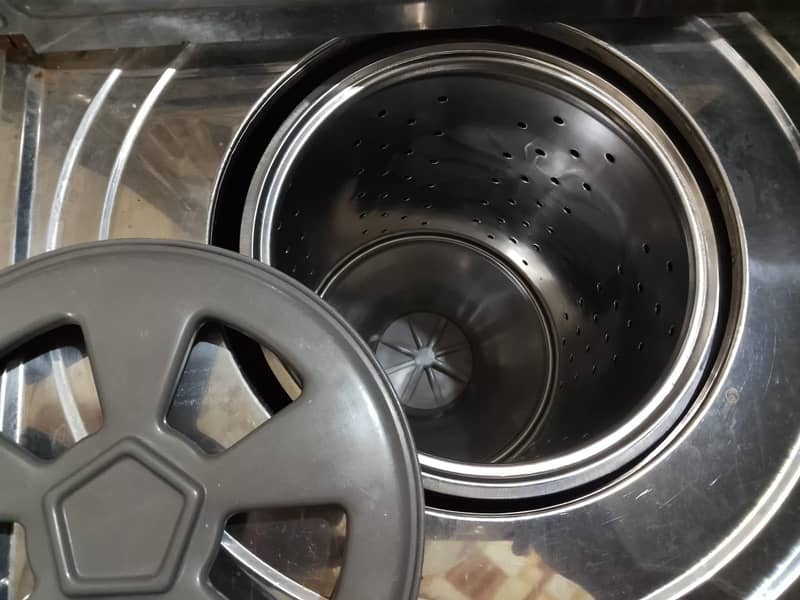 washing machine. Dry machine 2