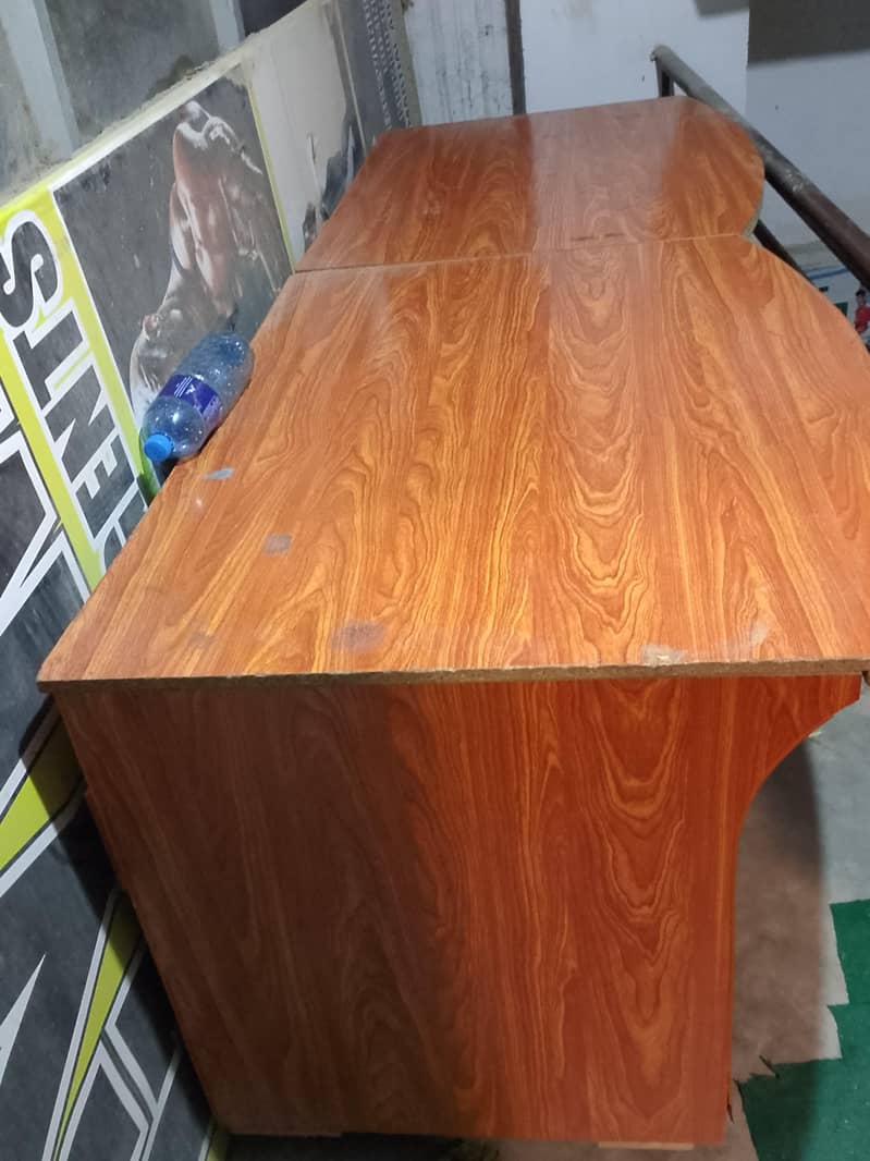 Executive Office Table 1