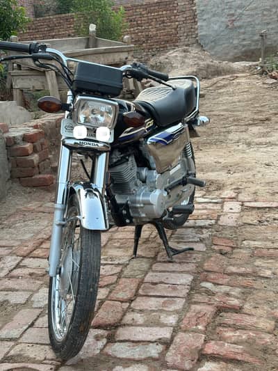 2024 self start 125