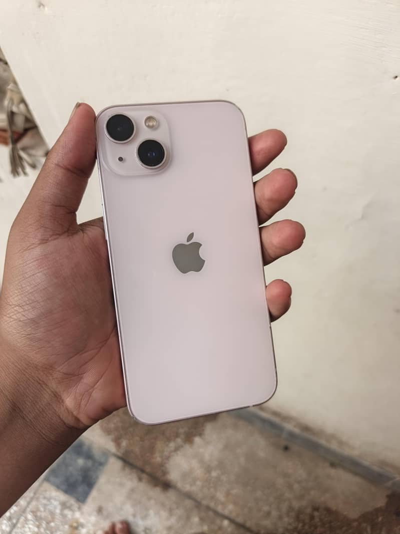 Apple iPhone 13 3
