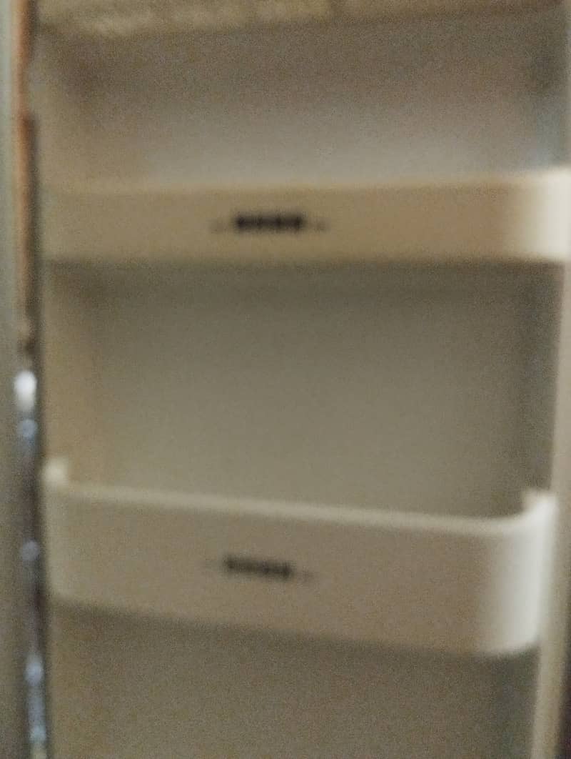 Dawlance 2-Door Refrigerator – Excellent Working Condition 2