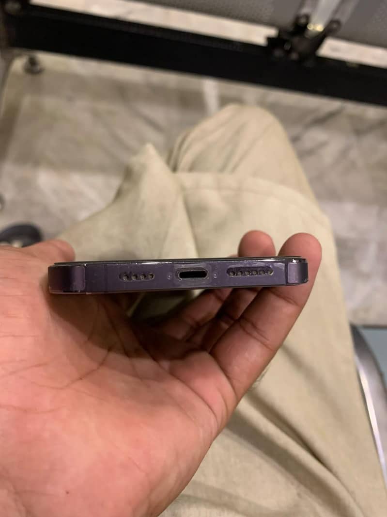 Apple iPhone 14 Pro Max 3
