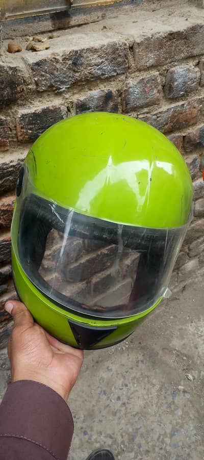 bykea helmet just one mnth used full ok price final hai