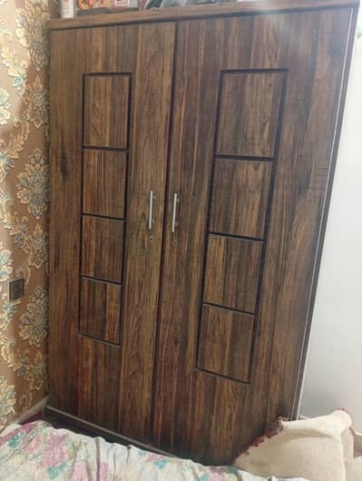 good condition bed dressing 2 door cupboard