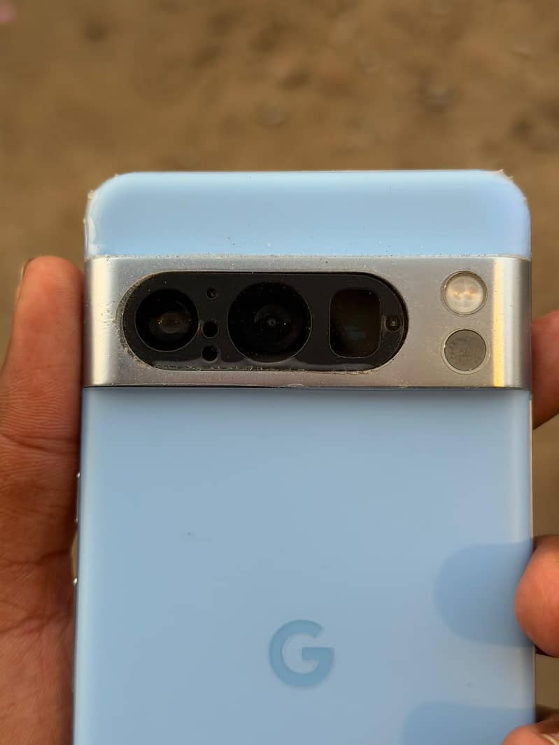 Google Pixel 8 Pro 4