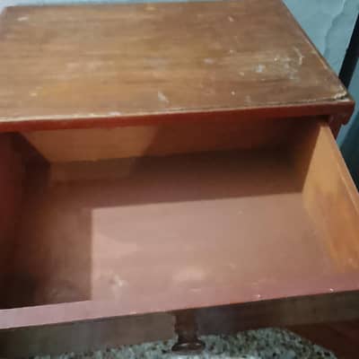 bed side table