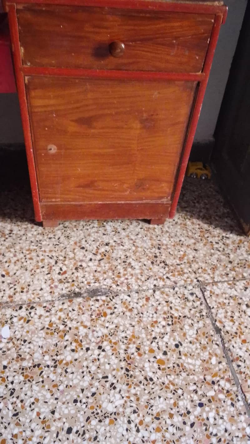bed side table 2