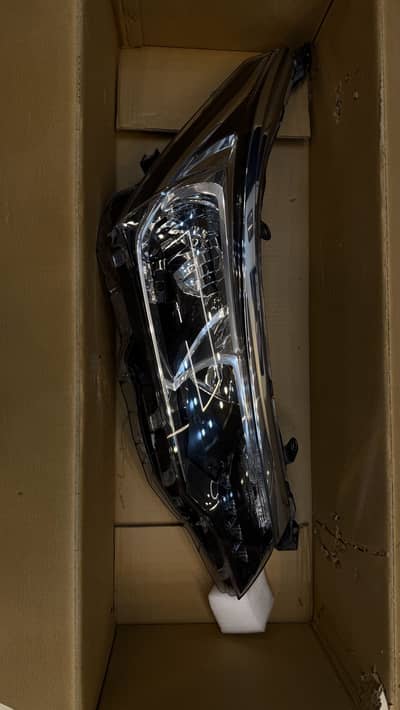Toyota corolla Altis headlights