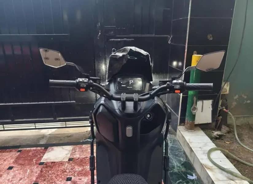 revoo E52 7