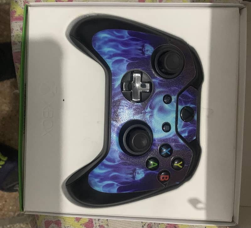 Xbox One Controller original with headset 1