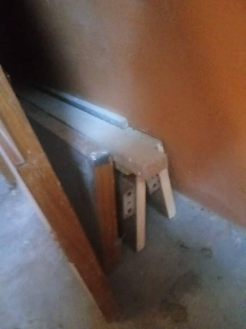 King size bed 3