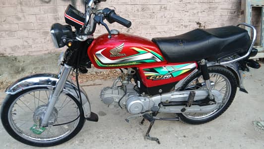 Honda 70 Good condition.  2022 model