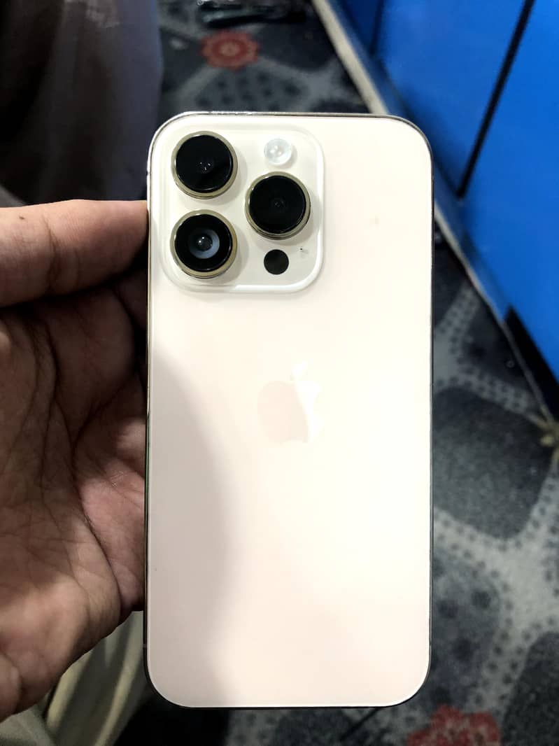 IPHONE 14 PRO 0