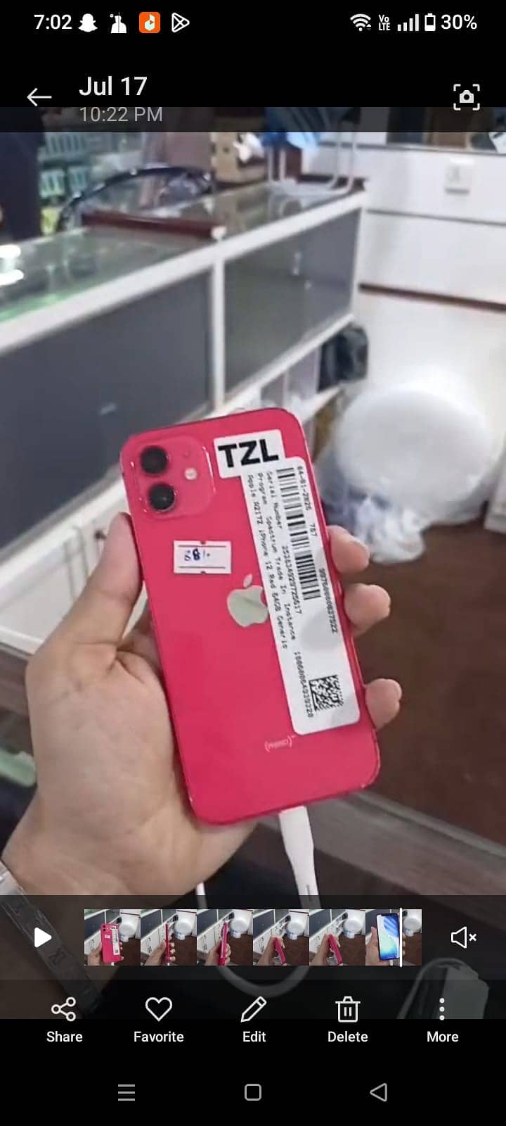 Apple iPhone 12 4