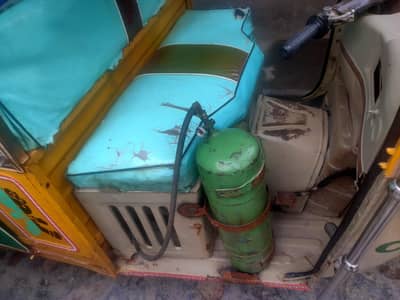 tez raftar rikshaw 9 seater everything ok all documents availabie