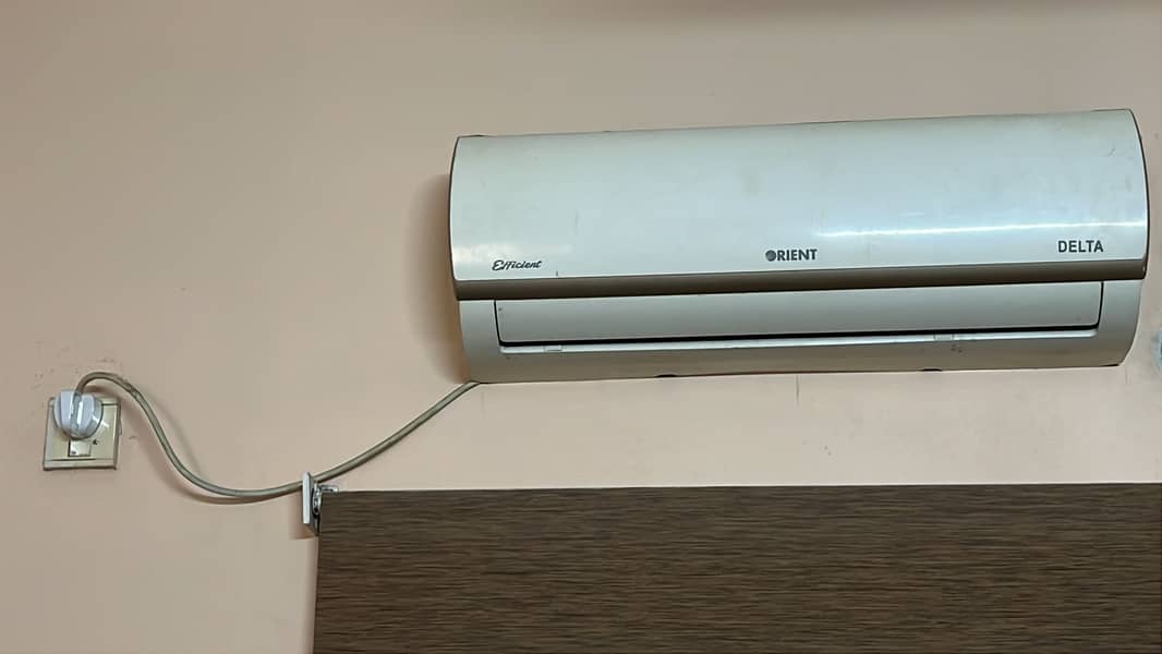Orient split ac 0