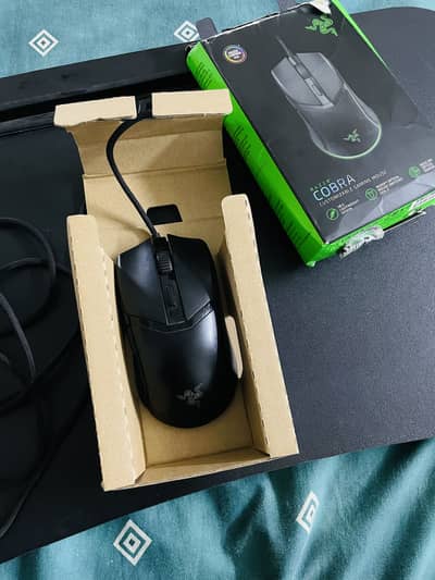 razer cobra gaming mouse used.