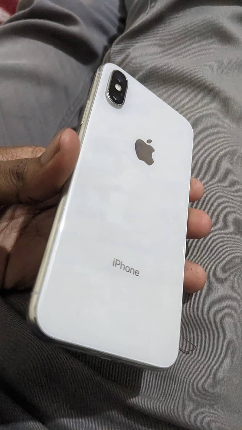 Apple iPhone X 5