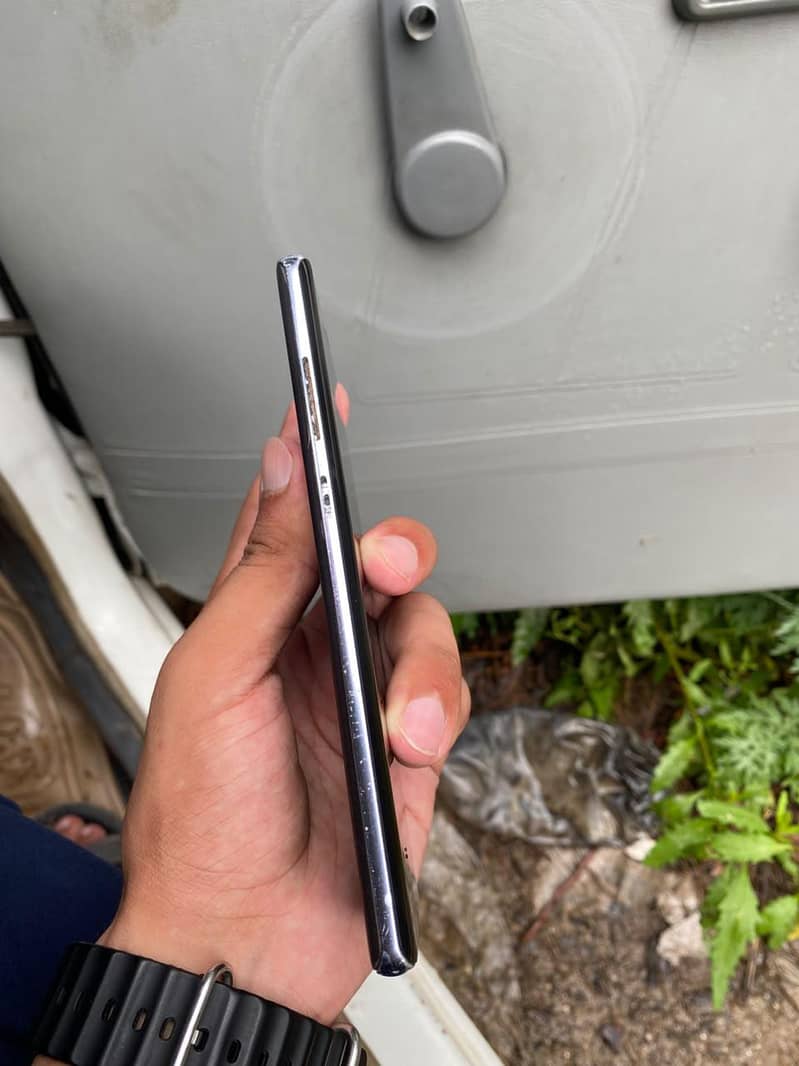 Samsung Mobile Note 8 5