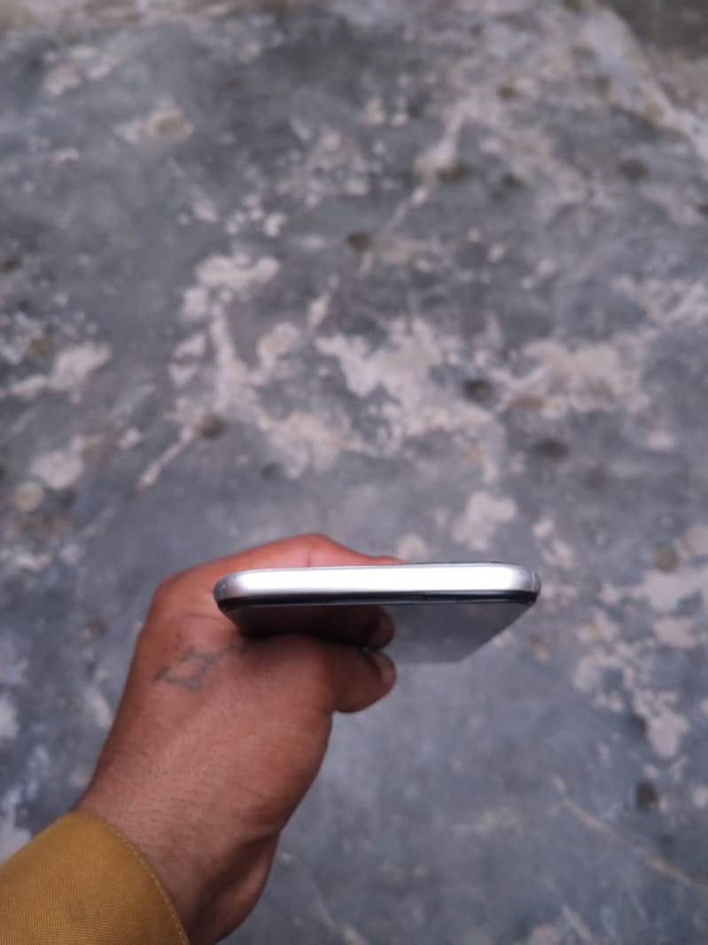 OPPO A16 1