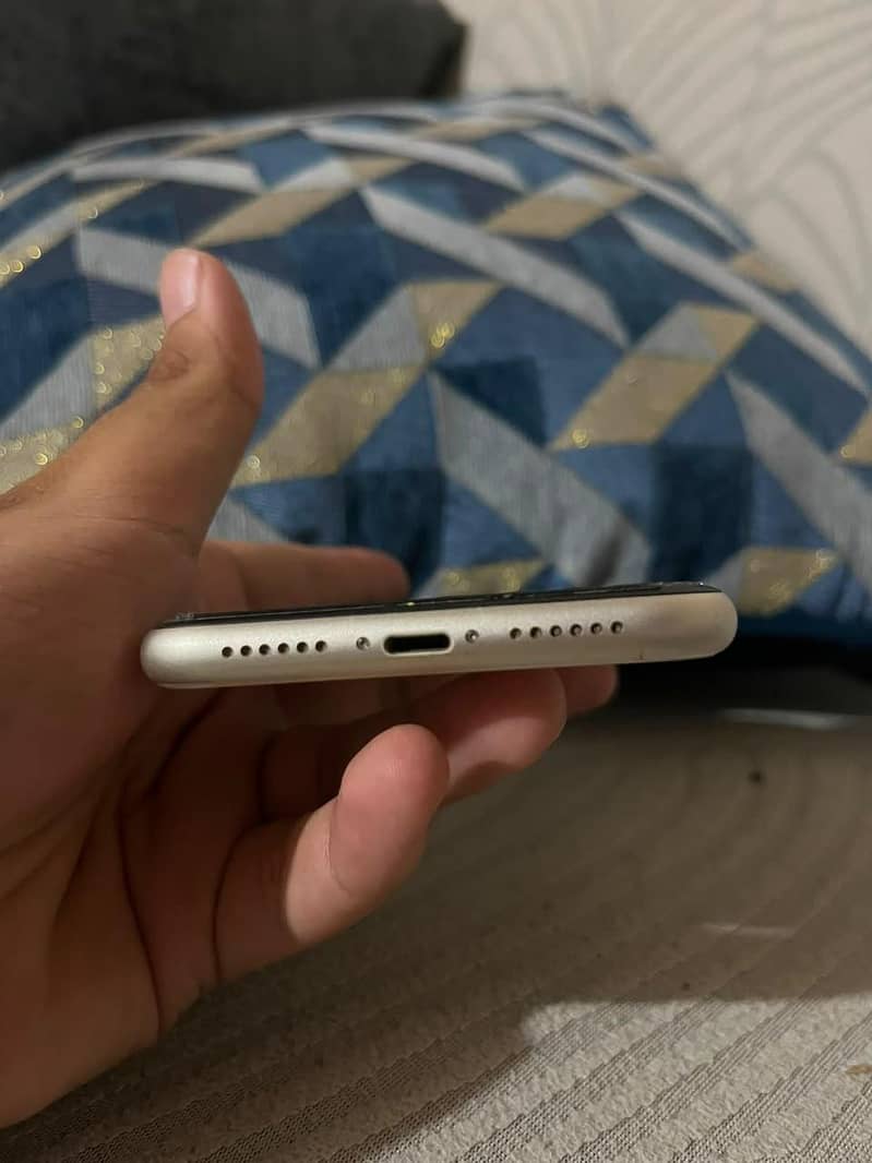 11 iphone simple 0
