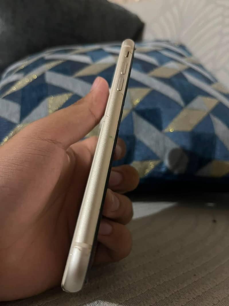 11 iphone simple 2