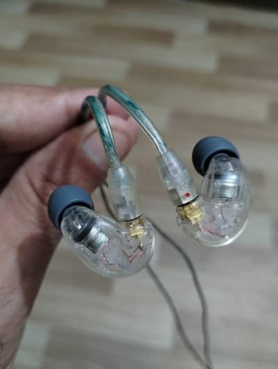 SHURE SE 215