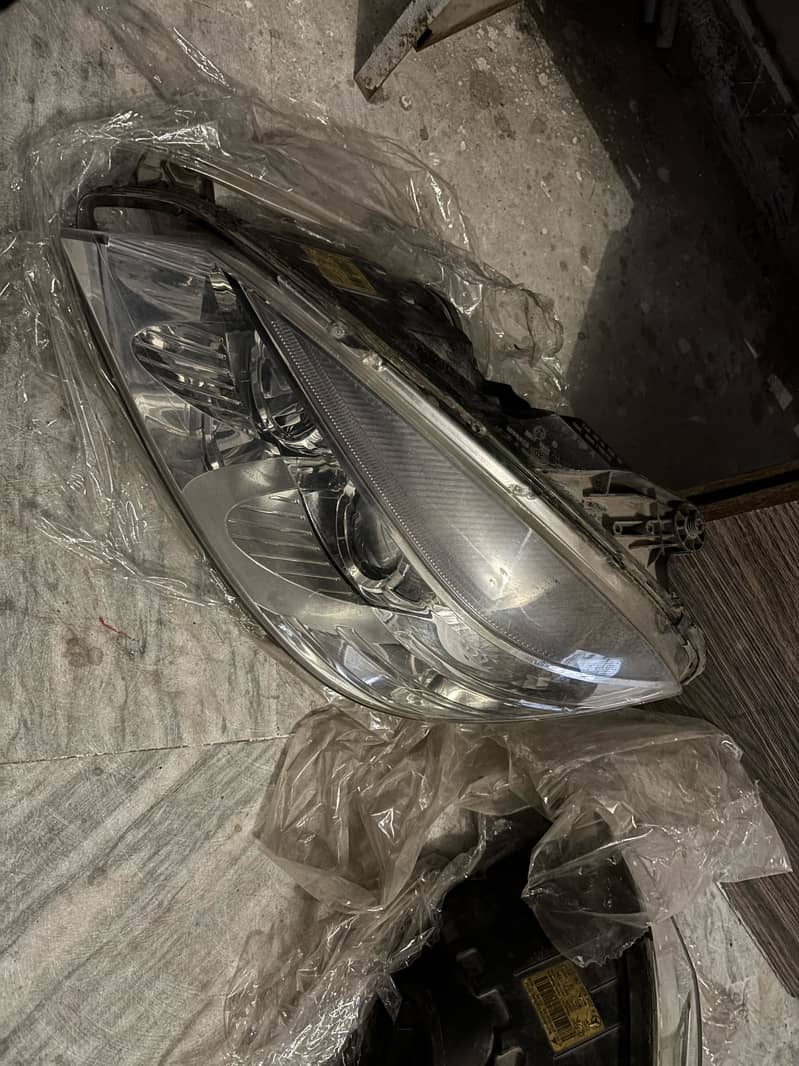 W204 C class Headlights 0