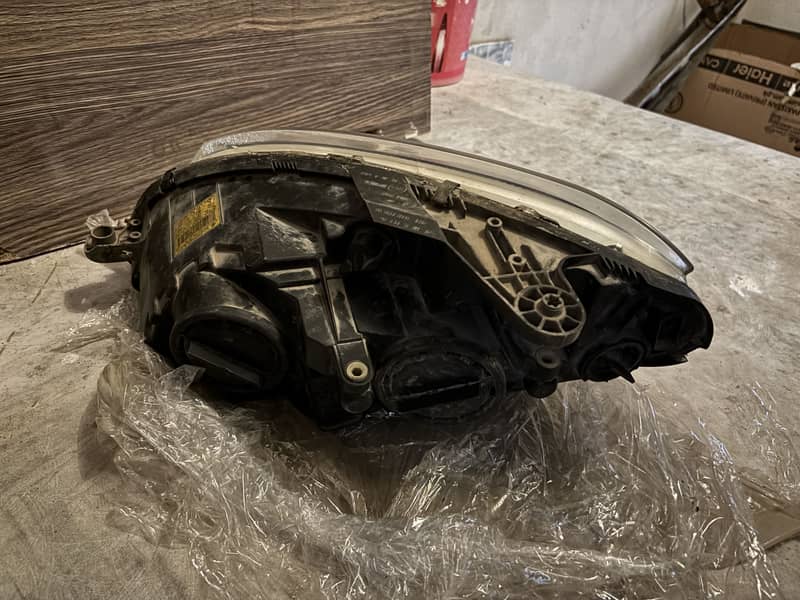 W204 C class Headlights 1