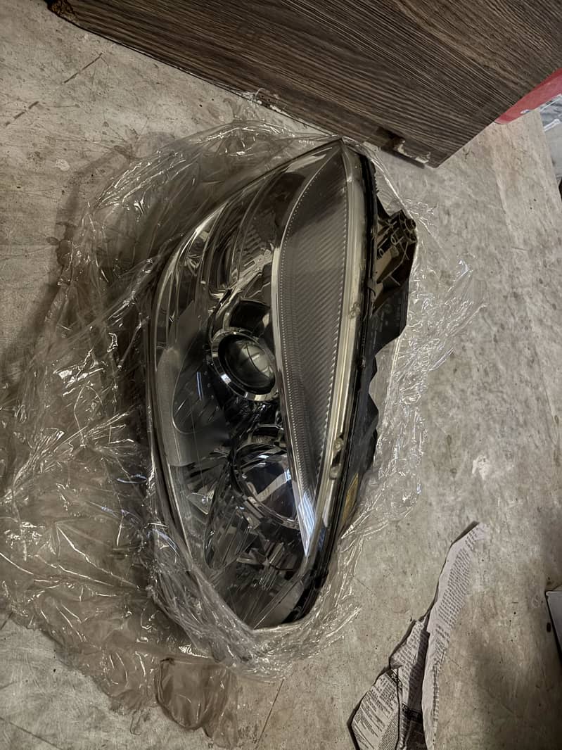W204 C class Headlights 2