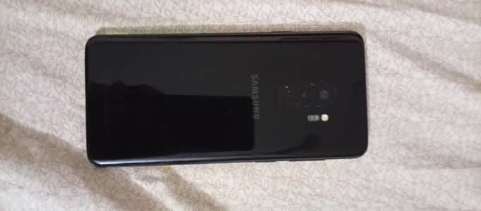 Samsung Mobile S9 Plus best camera and gaming device