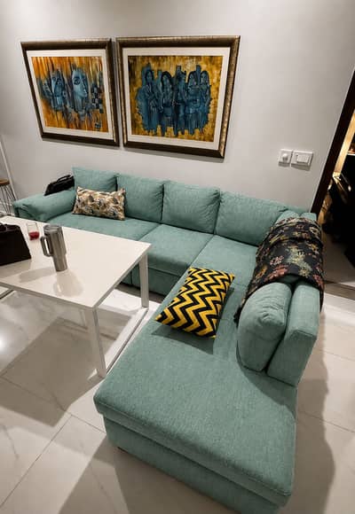 L shaped sofa set at amazing discount