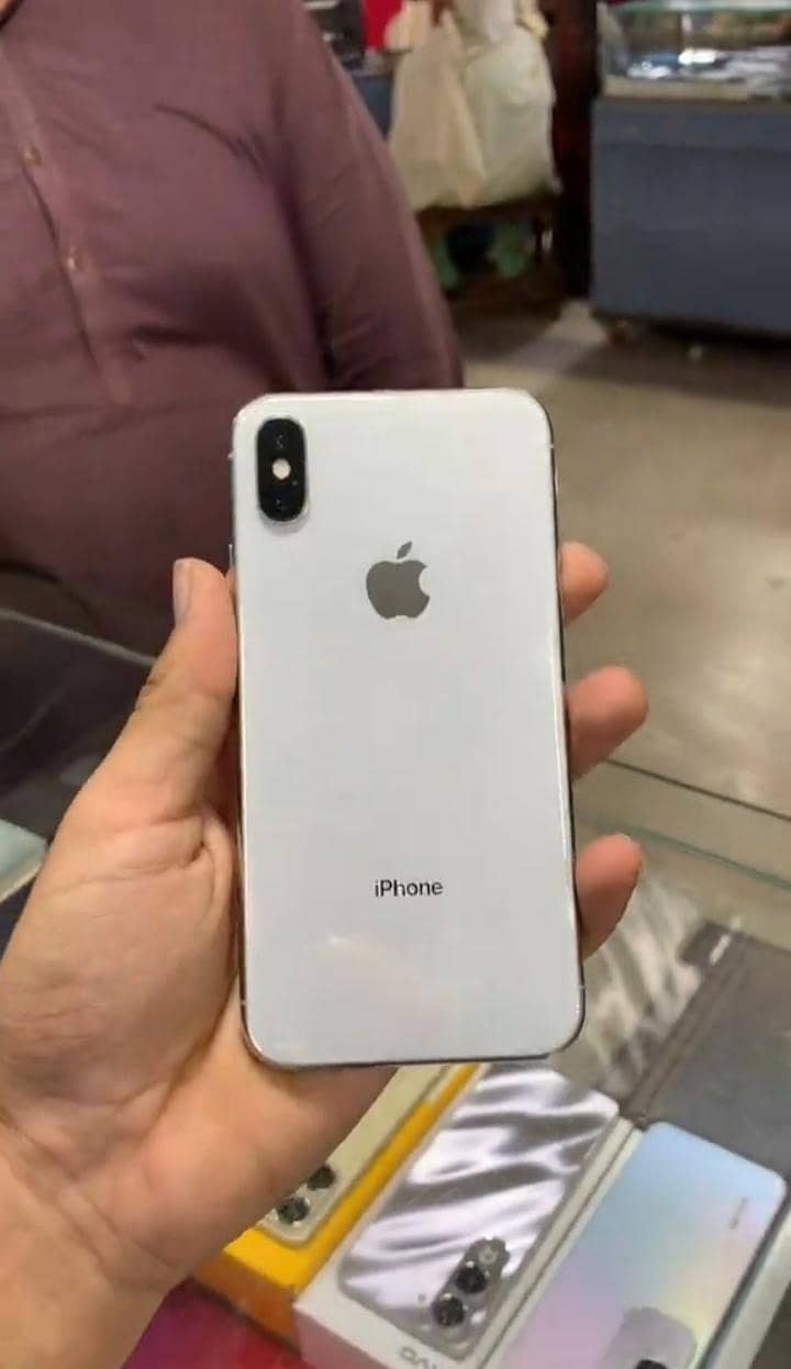 Apple iPhone X 2
