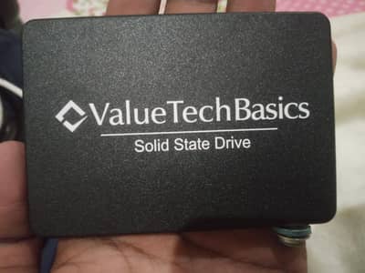 256 GB SSD like new only few days used