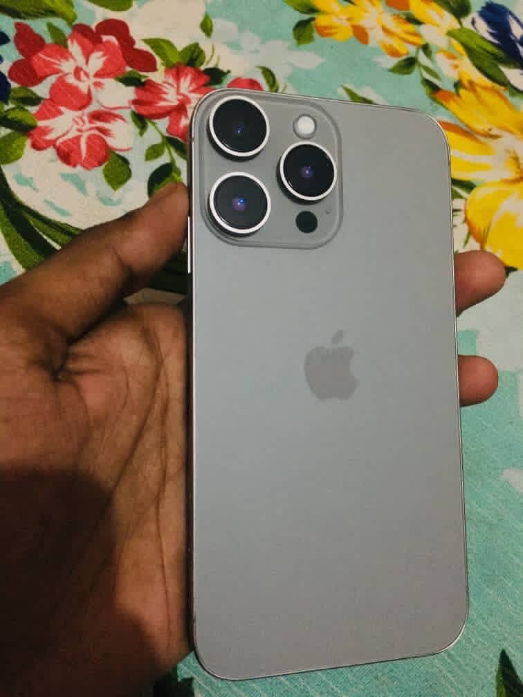 Apple iPhone 11 3