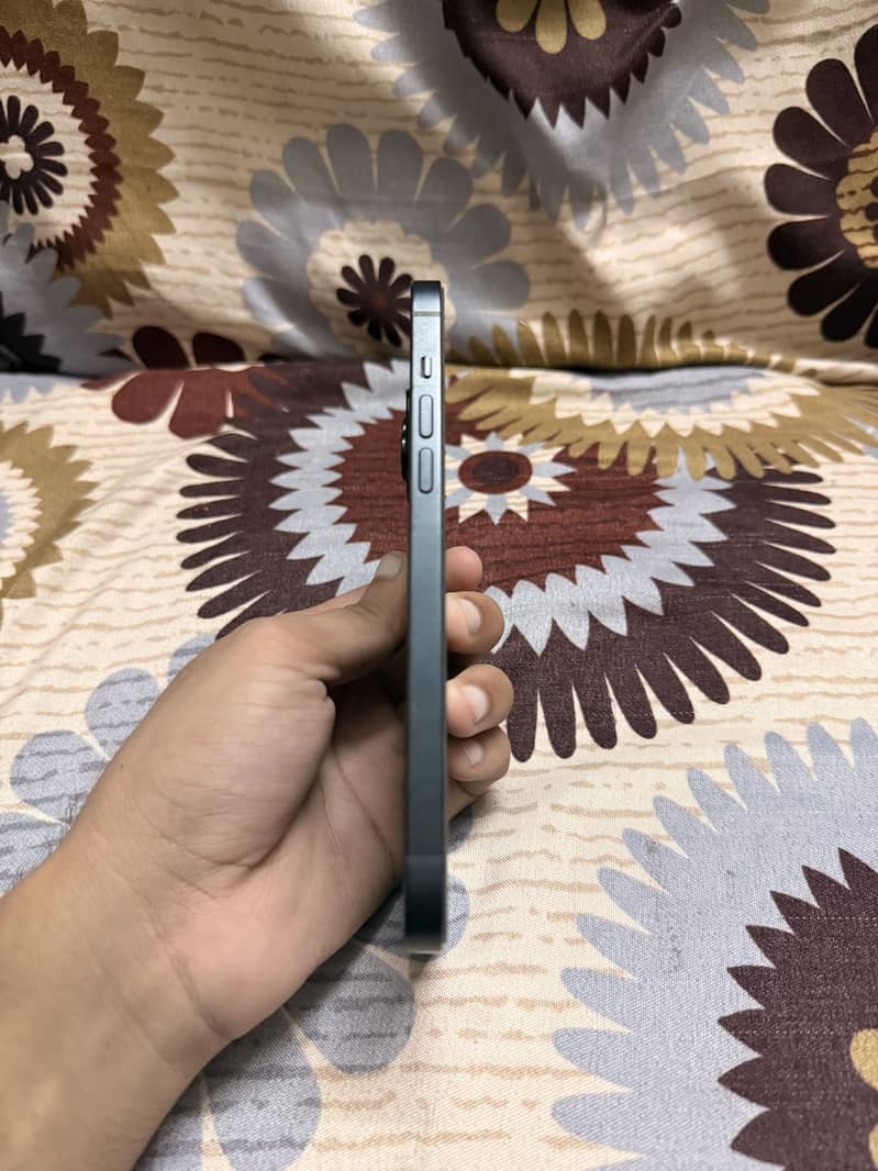 Apple iPhone 14 plus 1