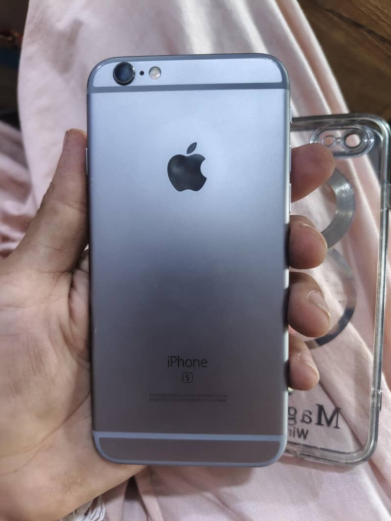 Apple iPhone 6S 3