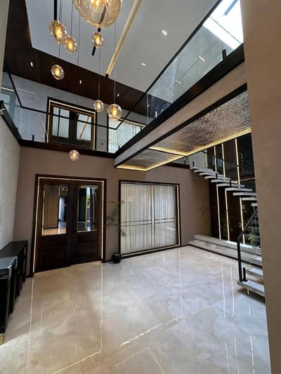 7000 Sqft DESIGNER HOUSE FOR SALE