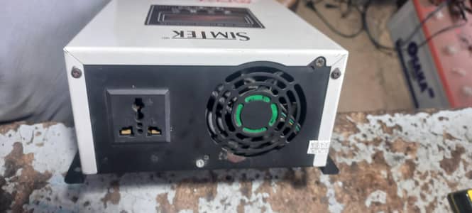 Simtek MPPT 100A