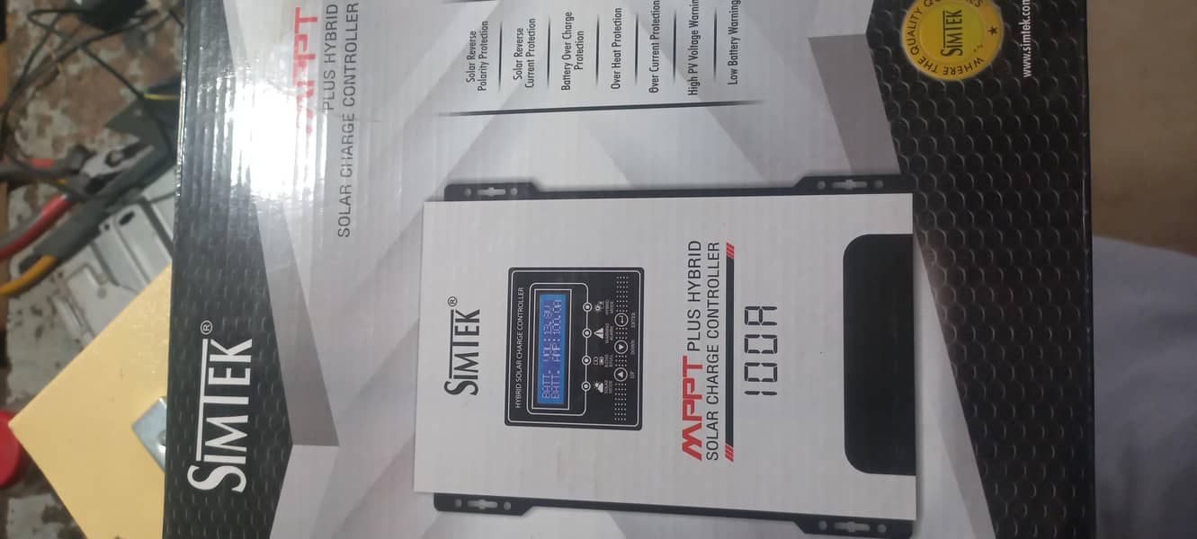 Simtek MPPT 100A 4