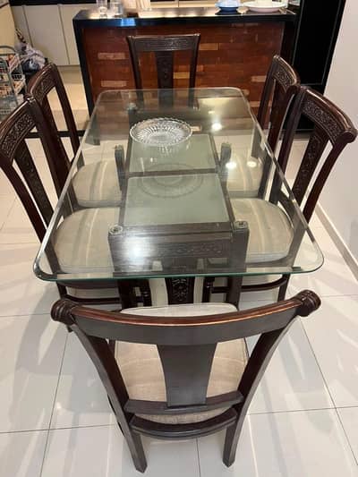 6 seater table