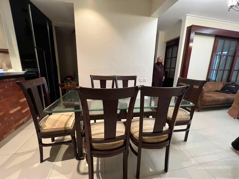 6 seater table 1